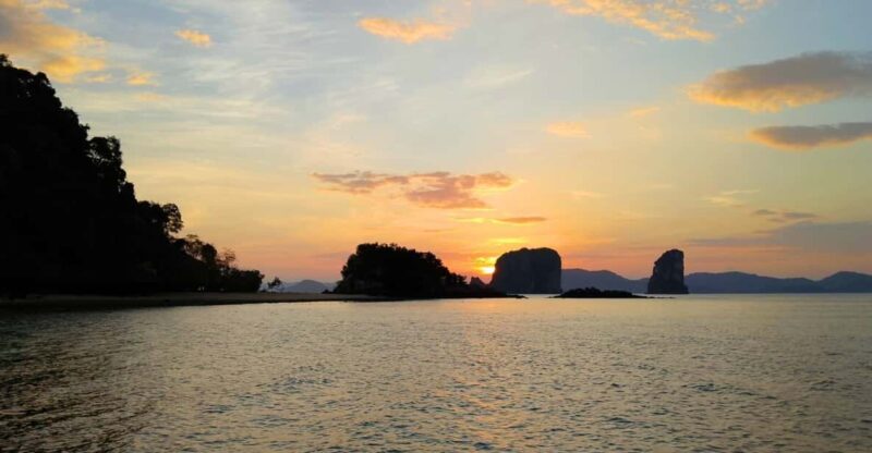 Ko Yao Yai: Hong Island & Plankton Longtail Boat Sunset Tour - Key Points