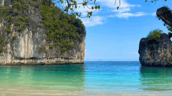 Ko Yao Yai: Hong Island & Plankton Longtail Boat Sunset Tour - Suitability Considerations