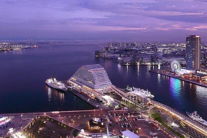 Kobe Airport Transfers : Kobe City to Kobe Airport UKB in Business Car - Private Tour Details