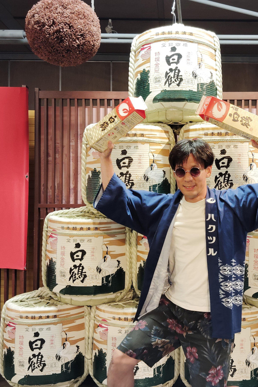 Kobe: Explore 3 Sake Breweries in 3 Hours - Guided Tour - Discover Traditional Sake Brewing