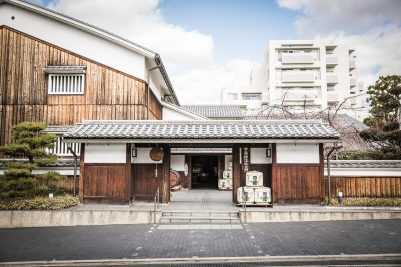 Kobe: Nada Sake Brewery District Private Walking Tour - Hamafukutsuru Ginjo Brewery