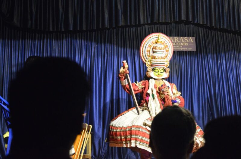 Kochi: Kathakali Evening Dance Show W/ Dinner & Transfer - Overview of the Experience