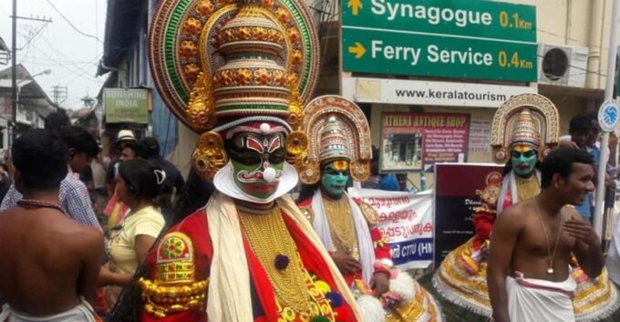 Kochi Over View & Kathakali & Dinner Tour - Pickup and Cancellation