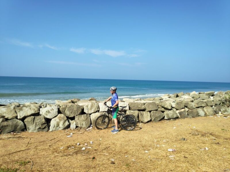 Kochi to Marari/ Kumarakom/ Alleppey Cycling Tour (Full Day) - Cultural Immersion