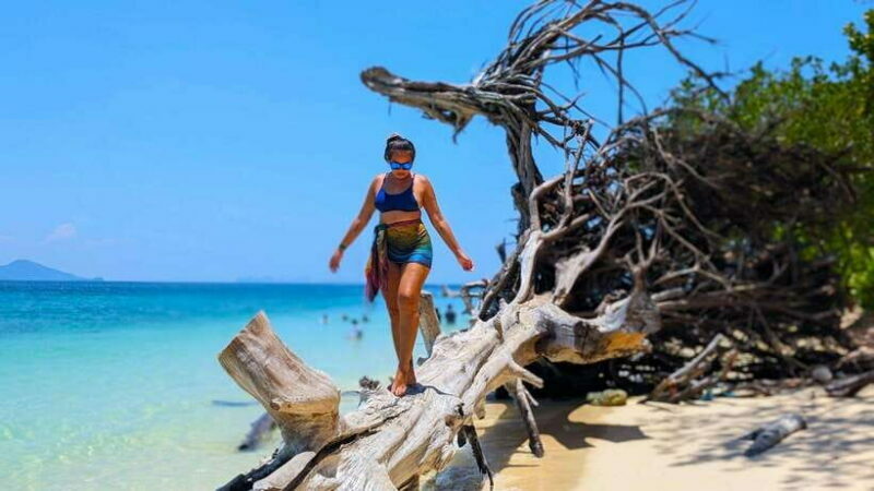 Koh Lanta: 4 Islands, Emerald Cave & Koh Kradan by Speedboat - Visit to Morakot Cave / Emerald Cave at Koh Muk