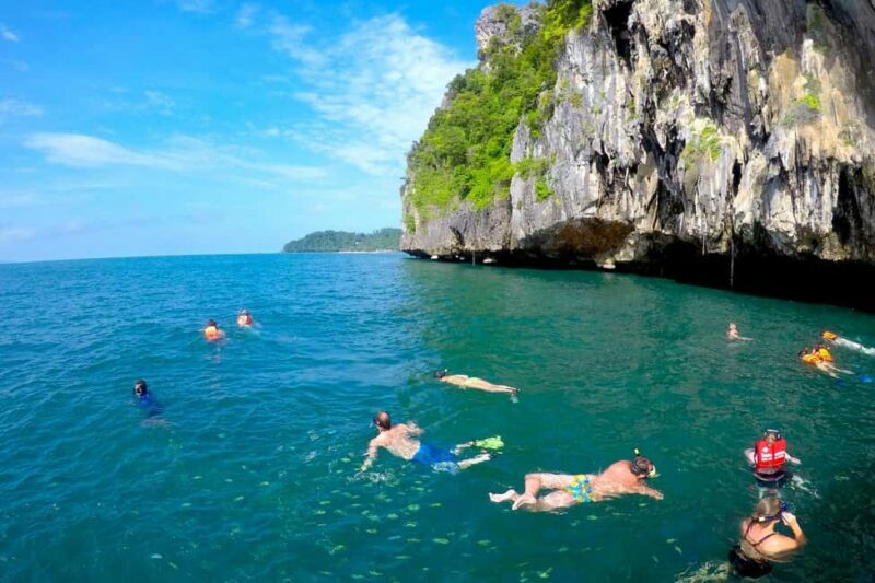 Koh Lanta: 4 Islands, Emerald Cave & Koh Kradan by Speedboat - Final Snorkel at Koh Ngai