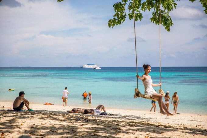 Koh Lanta: Koh Rok & Koh Haa Snorkeling the Andaman Gems Tour - Transportation and Inclusions
