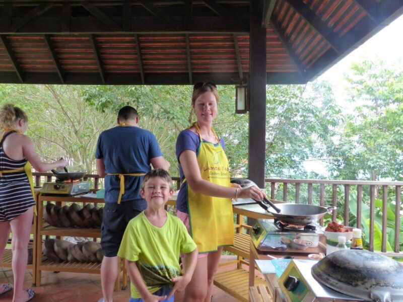 Koh Lanta: Lunch Course at Lanta Thai Cookery School - Included Amenities