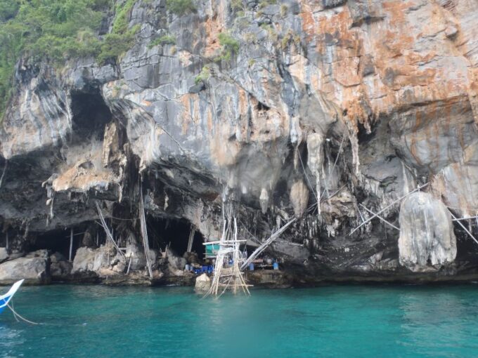 Koh Phi Phi: Captain Bobs Private Booze Cruise - Meeting Time and Location