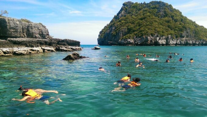 Koh Samui: Angthong National Marine Park - Onboard Dining and Refreshments