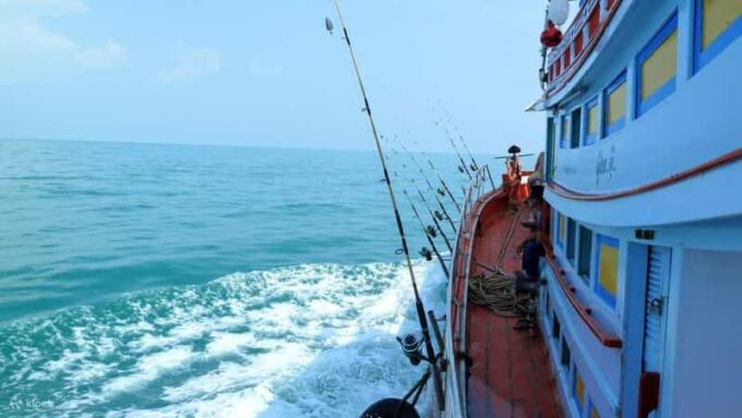 KOH SAMUI EXPERIENCE DAY FISHING - Hotel Pick-up and Drop-off