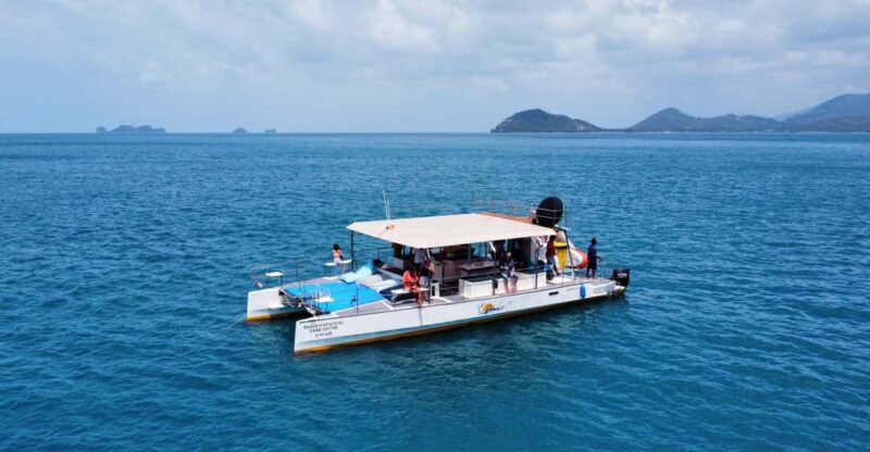 Koh Samui: Full Day Tour by Catamaran - Catamaran Cruise