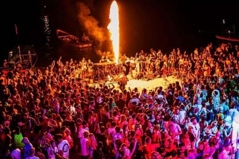 Koh Samui: Full Moon Party Tickets with Round-Trip Transfer - Who Should Consider This Tour