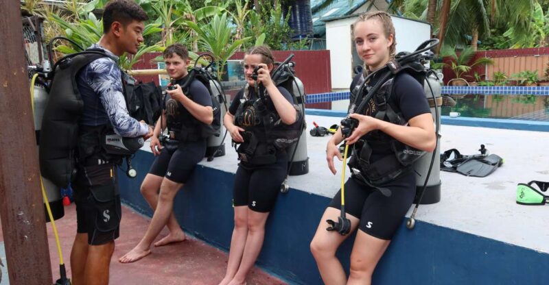 Koh Samui: Open Water Course - Suitable Age and Group Size