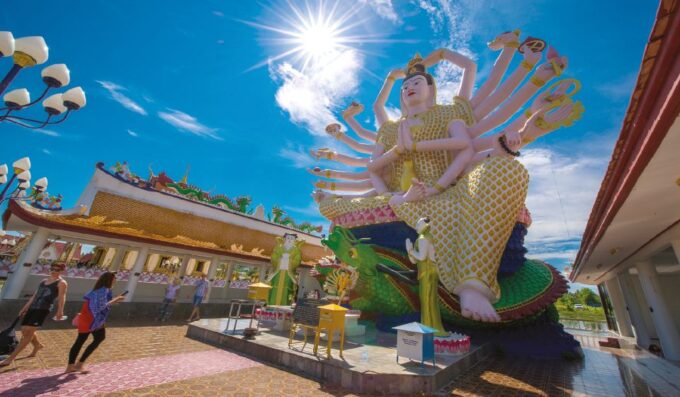 Koh Samui : Personalized Sightseeing 4x4 Wd With Driver - Pricing and Booking