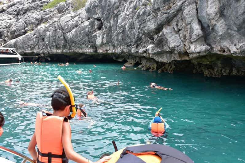 Koh Samui: Speedboat Adventure to Angthongs Hidden Gems - Exploring Limestone Islands and Hidden Coves