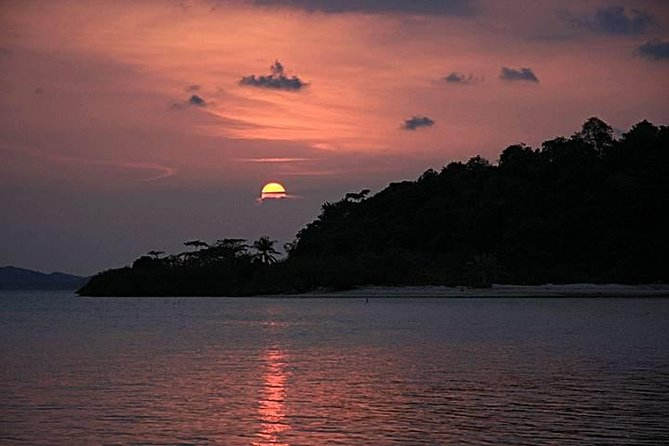 Koh Samui Sunset Dinner Cruise - Crew and Service