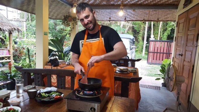 Koh Samui: Thai Cooking Class With Local Market Tour - Getting to the Cooking Class