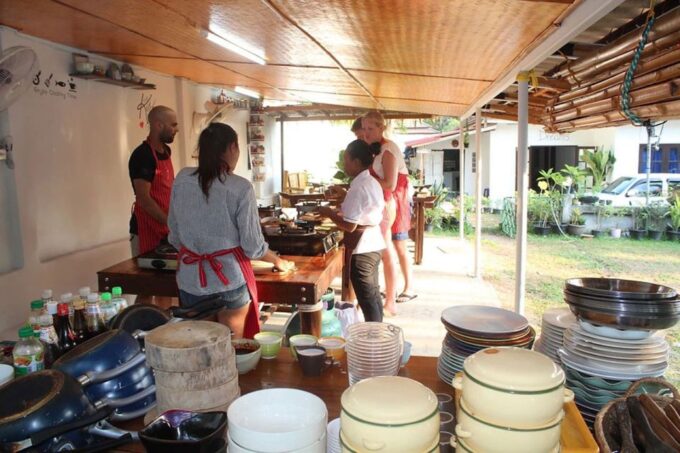 Koh Samui: Thai Cooking Class With Local Market Tour - Frequently Asked Questions