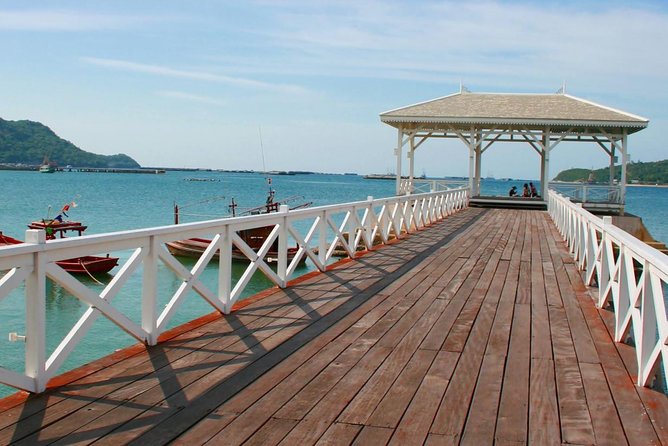 Koh Si Chang Day Tour From Bangkok With Lunch - Chao Por Khao Yai Shrine