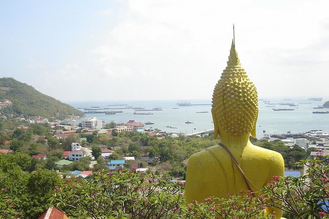 Koh Si Chang Day Tour From Bangkok With Lunch - Phra Chudadhuj Palace and Wat Tham Yai Prik