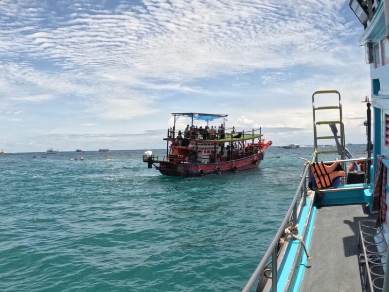 Koh Tao Full Day Boat Tour Highlight - Tour Duration and Language Support