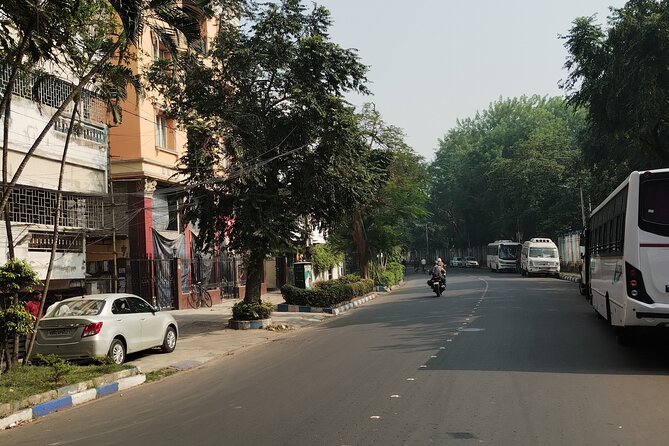 Kolkata - a Sea of Faces and a Thousand Places (Local Guide) - Inclusions and Requirements