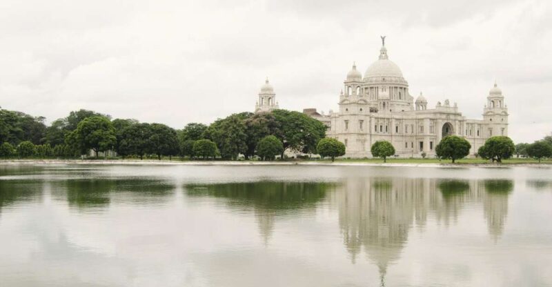 Kolkata: Full-Day Private City Tour With a Local - Flower Market Experience