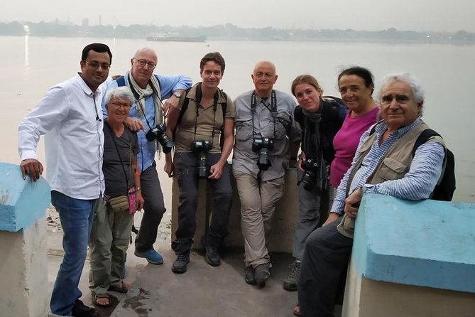 Kolkata Full Day Sightseeing Including Mother House, Kumortuli and Flower Market - Pickup Details