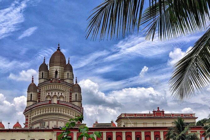 Kolkata: Full-Day Spirituality & Temples Tour - Encountering Religious Landmarks