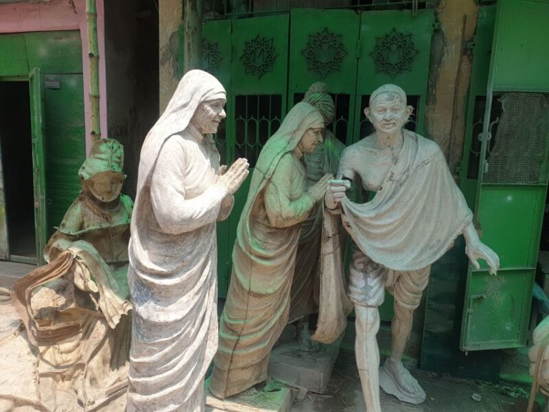 Kolkata Full-Day Street Photography Tour - College Street