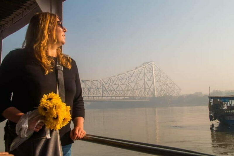 Kolkata: Magic Hour Tour with Breakfast - Key Points