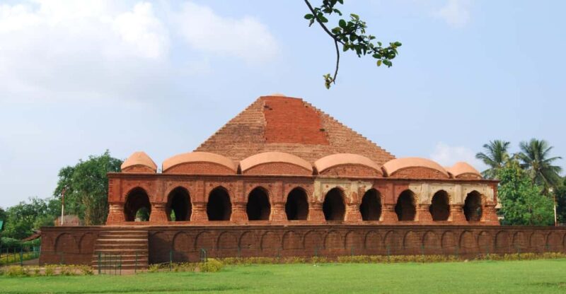 Kolkata: Terracotta Temples and Baluchuri Weavers Tour - Key Points