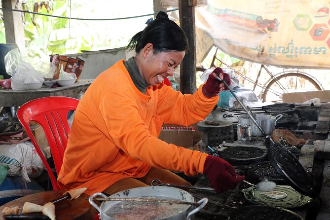 Kompong Khleang - Private Floating Village & Lake Tour From Siem Reap - Navigating the Tonle Sap Lake