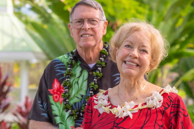 Kona Hawaii Photographer 25 Minute Session at Outrigger Resort - Package Details