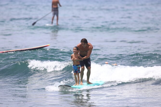 Kona Surf Lesson in Kahaluu - Idyllic Surf Location