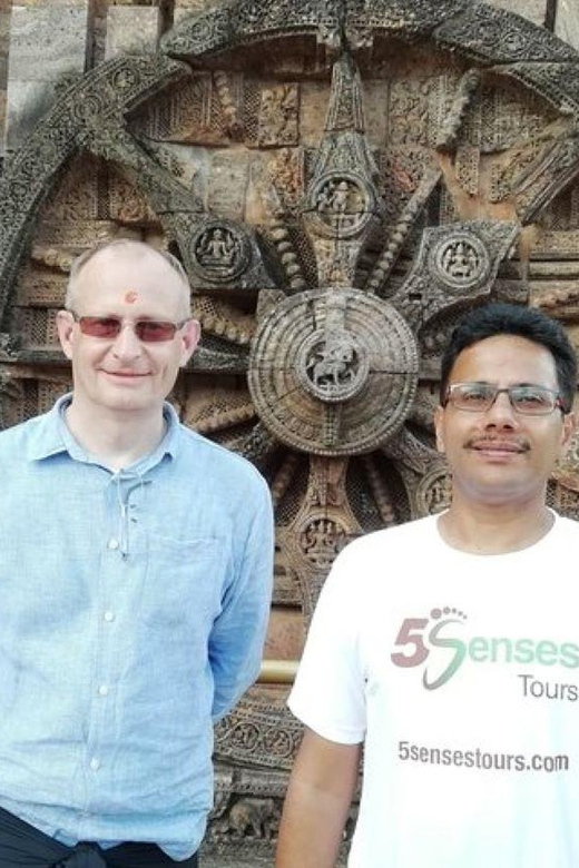 Konark & Puri- 2 Day Tour From Bhubaneswar With Stay in Puri - Discovering Chilika Lake and Satapada