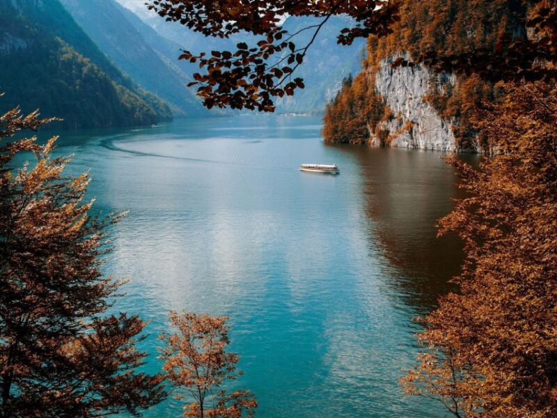 Königssee Private Walking and Boat Tour - Röthbach Waterfall and Austrian Border