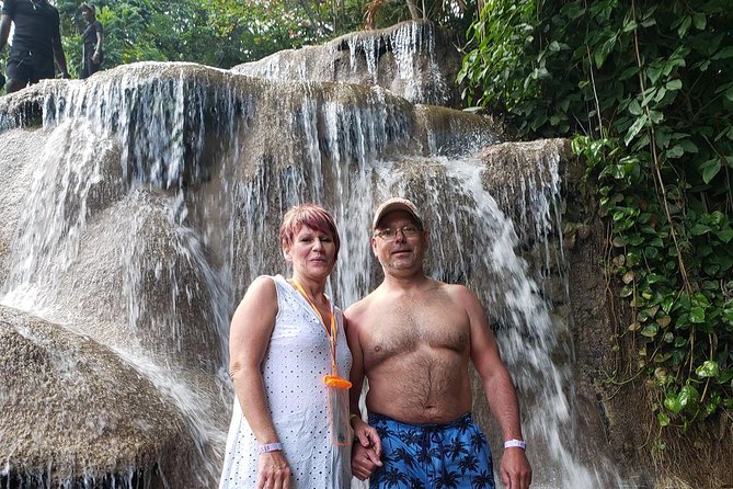 Konoko Falls & Bamboo Beach Transportation Only - Pickup Information