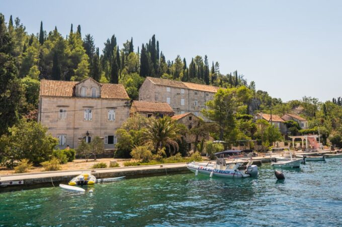 Korčula: 3 Island Hop-on Hop-off Tour Daily Ticket - Transportation and Accessibility