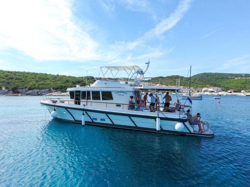 Korcula: Vis Island Private Yacht Tour With Blue Cave Visit - Inclusions