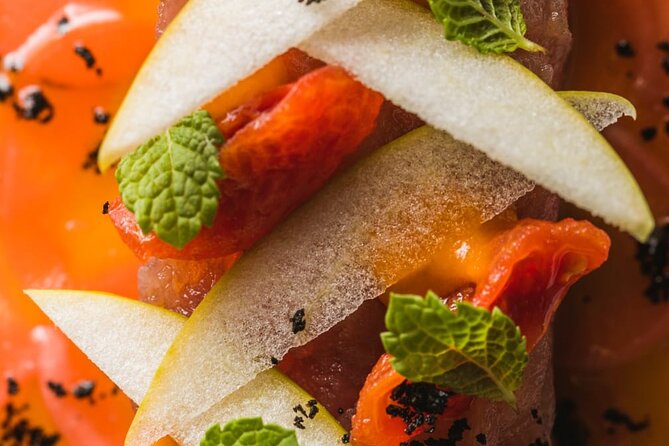Korcula Walking Tour and Dinner for Food Lovers - Savoring Local Seafood Specialties