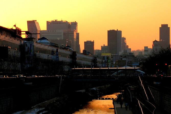 [KoreaByLocal] Authentic Seoul Night Walk and Chicken & Beer - The Chimaek Culinary Experience