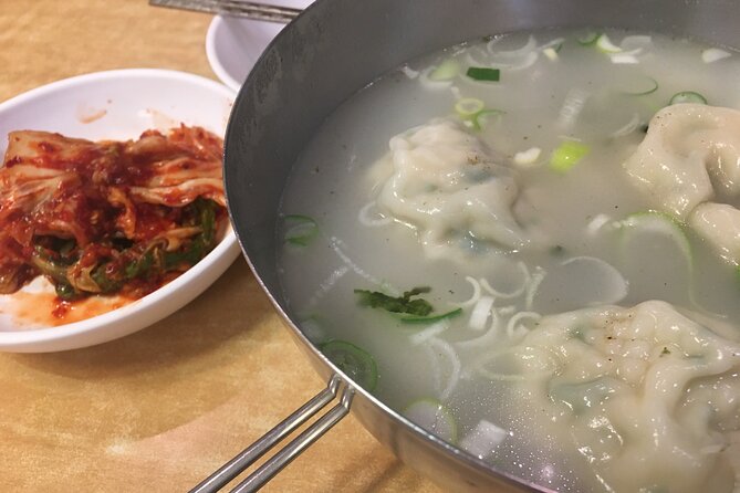 [Koreabylocal] Night Walk and Korean Barbaeque Time With Local - Tour Atmosphere