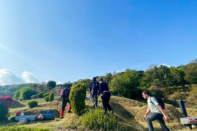 Korean Cemetery and Folklore Trek - Key Points