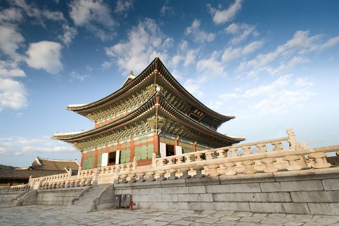 Korean Heritage Tour: Palaces and Villages of Seoul Including Gyeongbokgung Palace - National Folklore Museum Visit