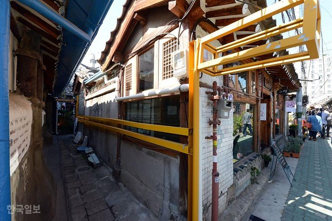 Korean History & Heritage Tour - Traditional Korean Heritage