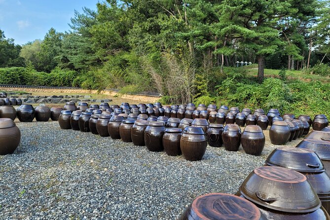 Korean Pottery Town Tour With the Pottery Class From Busan - Local Market Exploration