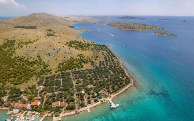 Kornati National Park Islands Mana & Kornat Tour by Boat Fro - Starting Location and Accessibility