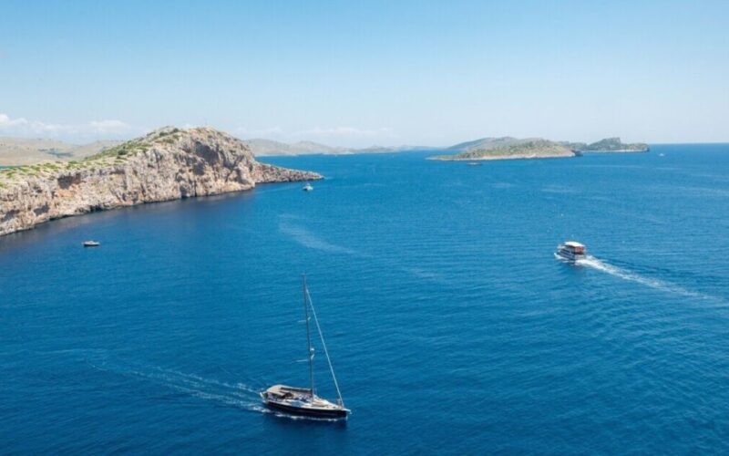 Kornati National Park to Island Mana & Kukljica & Beach Loje - Meeting Point